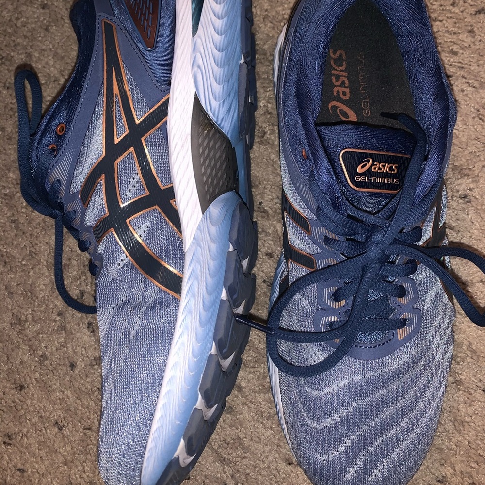 Asics nimbus 22